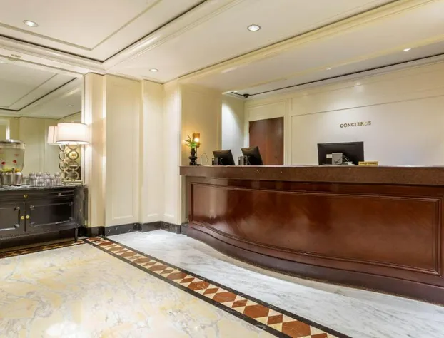 Omni Berkshire Place hotel detail image 2