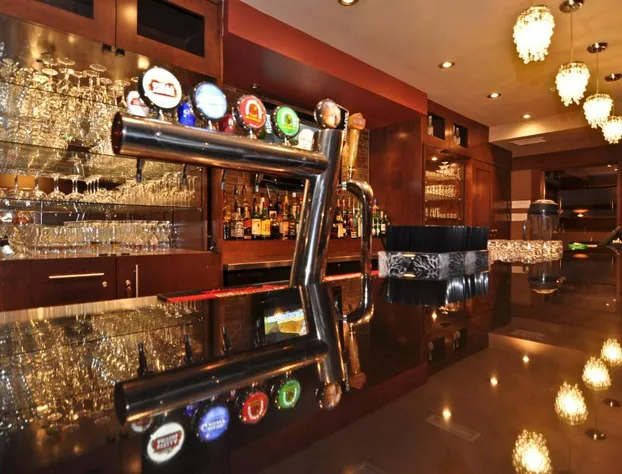 Best Western Plus Dartmouth Hotel & Suites hotel detail image 2