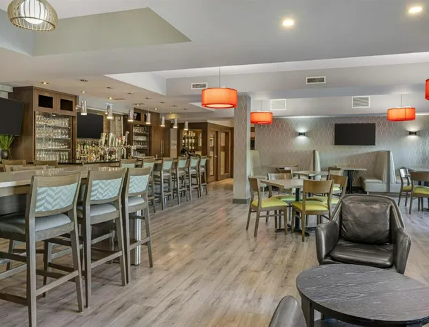 Best Western Plus Dartmouth Hotel & Suites hotel detail image 2