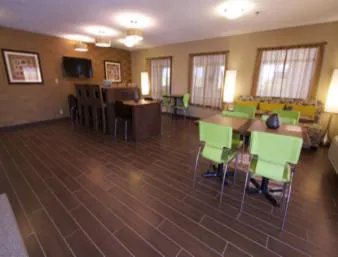 Super 8 by Wyndham Fairfield hotel detail image 4