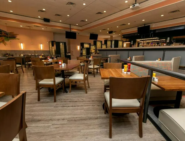 Wyndham Executive Center Columbia hotel detail image 4