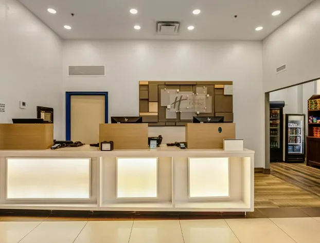 Holiday Inn Express Hotel & Suites Edmonton South by IHG hotel detail image 2