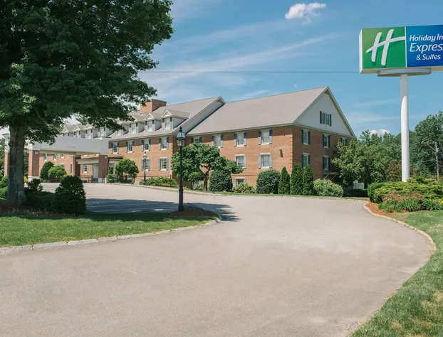 Holiday Inn Express & Suites Merrimack by IHG hotel detail image 3