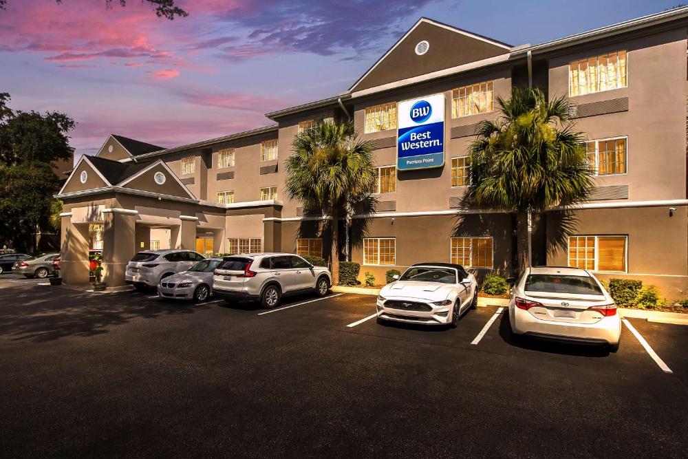 Best Western Patriots Point hotel hero