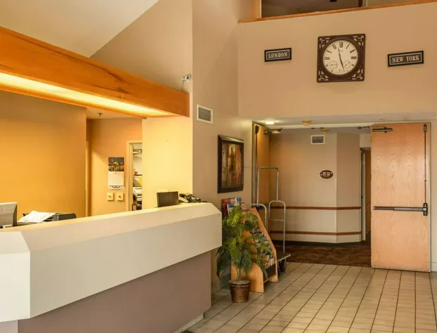 OYO Hotel Lincoln Airport NE Hwy 80 hotel detail image 3