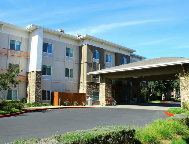 Holiday Inn Express & Suites Napa American Canyon by IHG hotel detail image 2