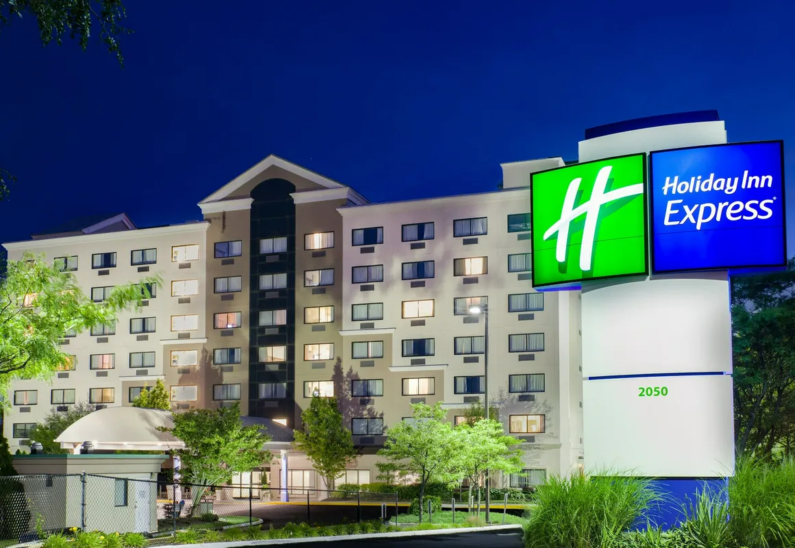 Holiday Inn Express Hauppauge-Long Island hotel hero