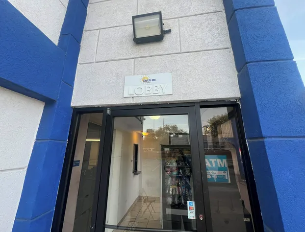 Skylite inn hotel detail image 1