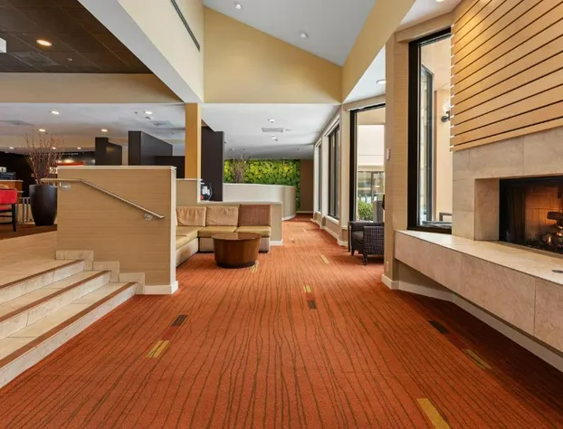 Courtyard by Marriott Toledo Airport Holland hotel detail image 3