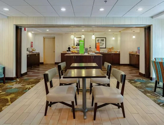 Hampton Inn & Suites Adairsville-Calhoun Area hotel detail image 3