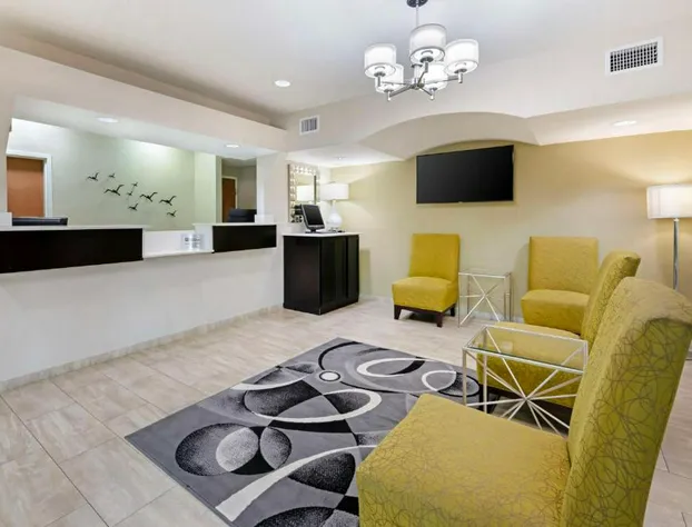 Best Western Edgewater Inn hotel detail image 4