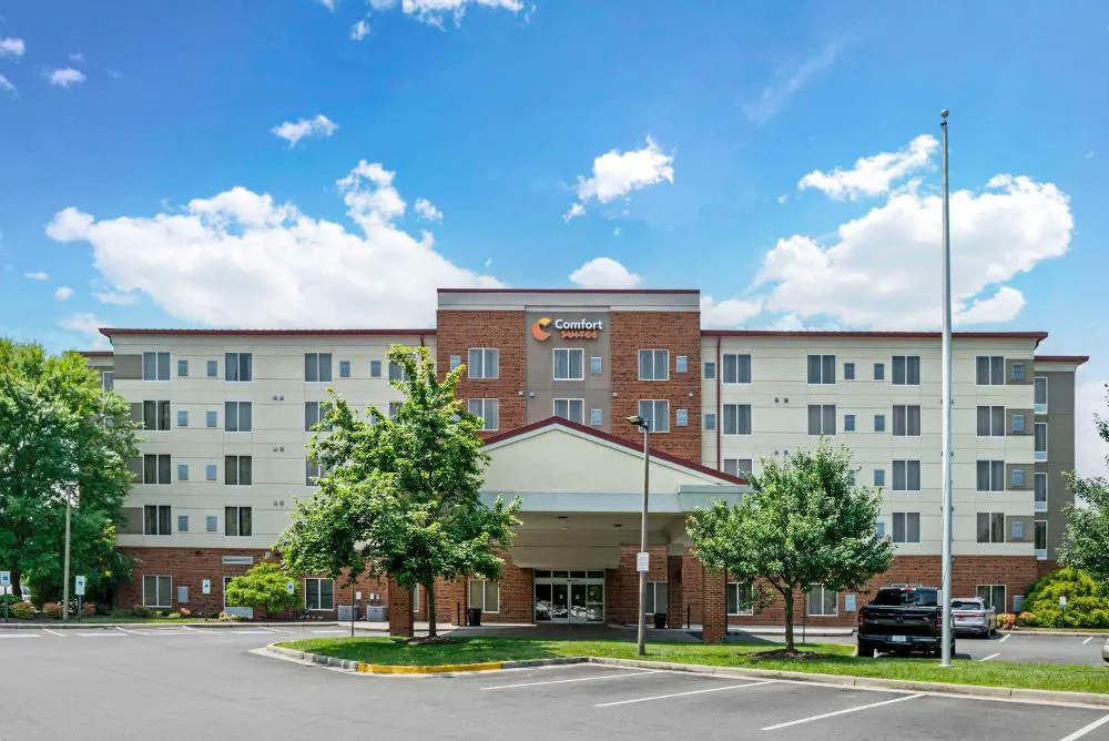 Comfort Suites At Virginia Center Commons hotel hero