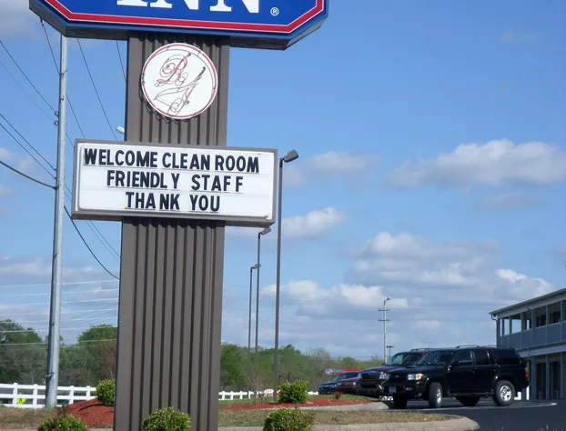 A Richland Inn Lewisburg hotel detail image 1