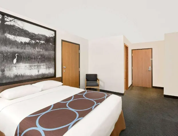 Super 8 by Wyndham St. James hotel detail image 3