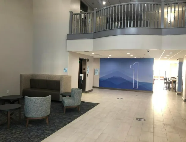 Holiday Inn Express Hotel & Suites Morehead Cty by IHG hotel detail image 1