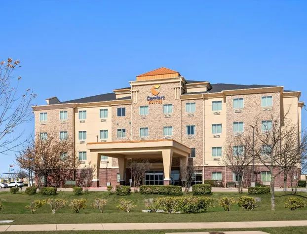 Comfort Suites Waxahachie - Dallas hotel detail image 3