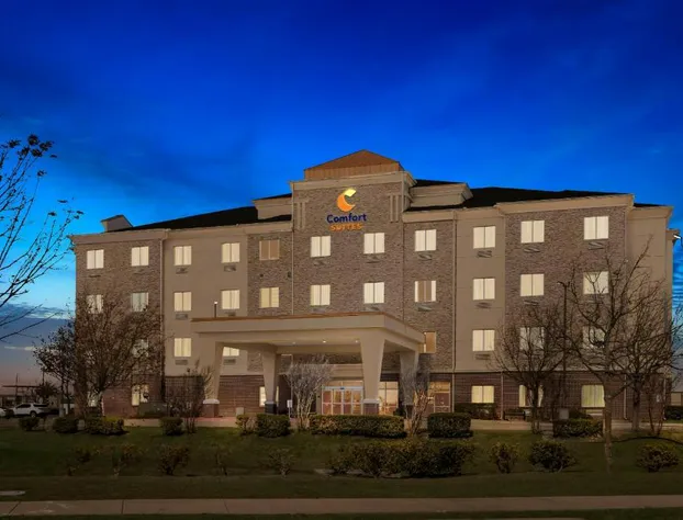 Comfort Suites Waxahachie - Dallas hotel detail image 1