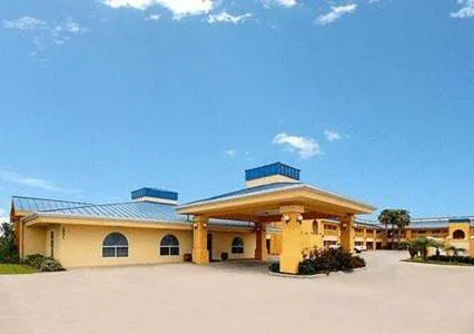 Rodeway Inn & Suites Corpus Christi Northwest hotel detail image 1