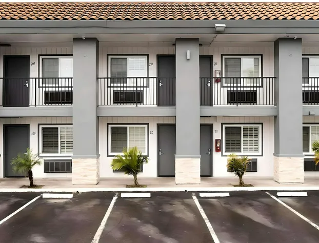 Rodeway Inn San Jose HWY-101 Tully Rd Exit hotel detail image 3