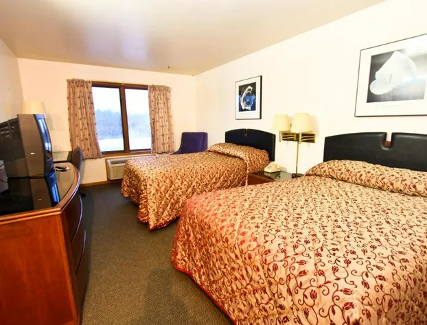 Luck Country Inn hotel detail image 3