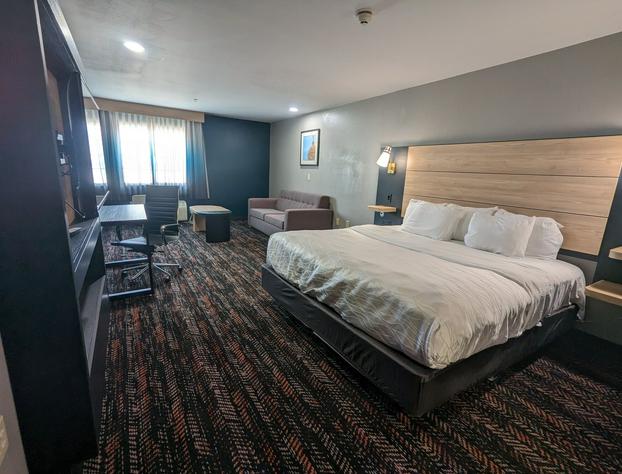 La Quinta Inn & Suites by Wyndham Woodway - Waco South hotel detail image 4