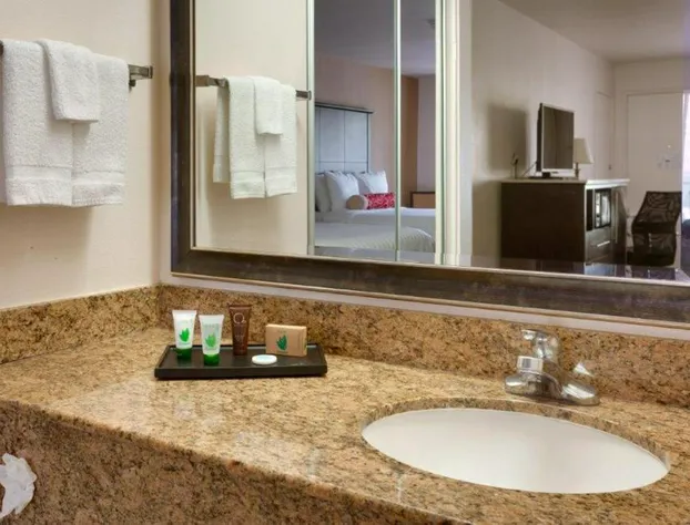 Cortona Inn & Suites Anaheim Resort hotel detail image 4