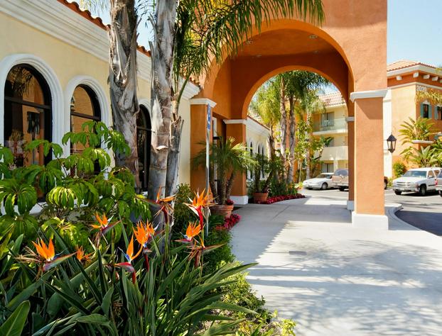 Cortona Inn & Suites Anaheim Resort hotel detail image 3