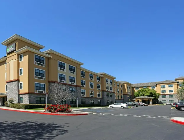 Extended Stay America Suites Orange County John Wayne Airprt hotel detail image 1