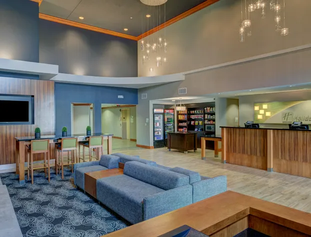 Holiday Inn Hotel & Suites-Milwaukee Airport by IHG hotel detail image 2