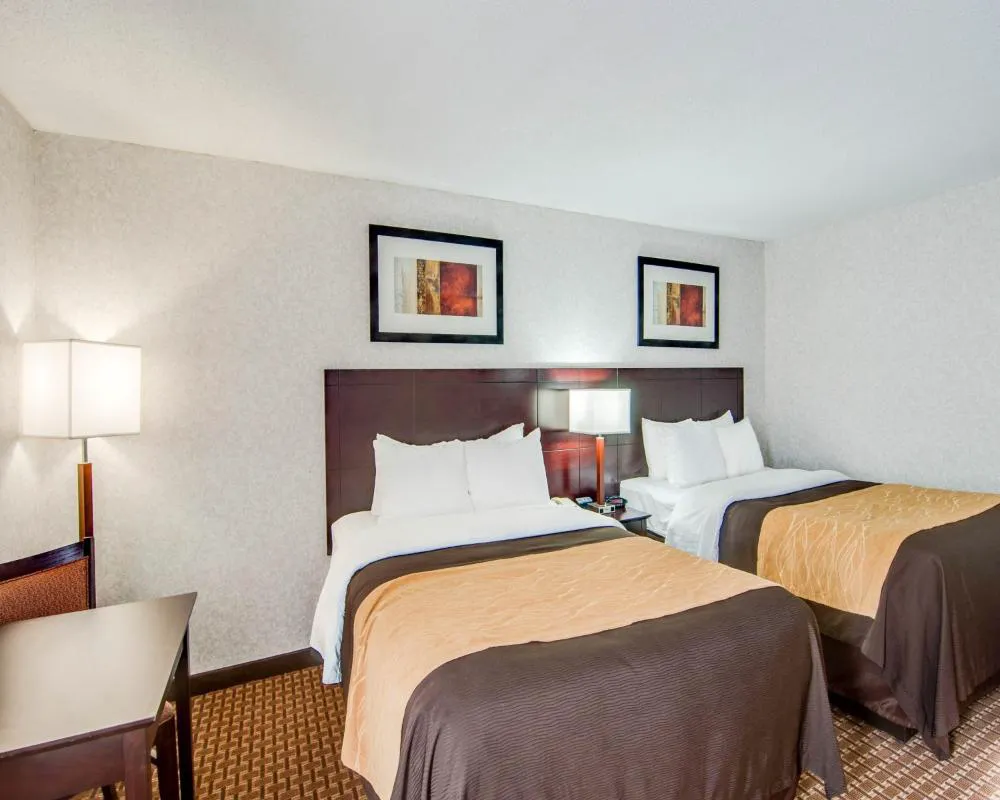 Spark by Hilton Abingdon I-81 near Fairgrounds hotel hero