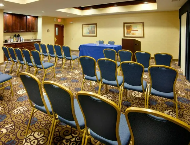 Holiday Inn Express Tower Center by IHG hotel detail image 3