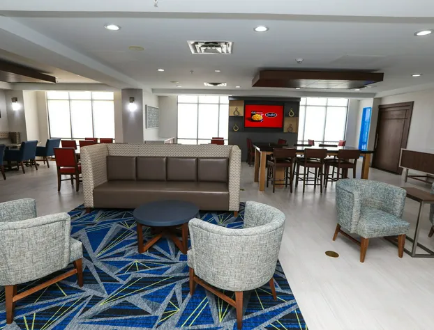 Holiday Inn Express : Hillsboro I-35 by IHG hotel detail image 4