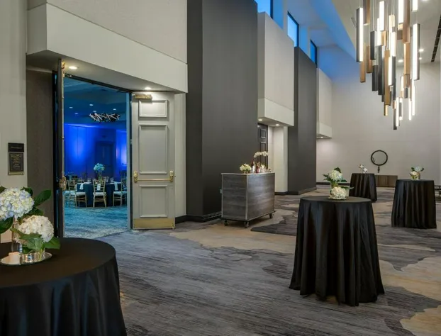 Mobile Marriott hotel detail image 3