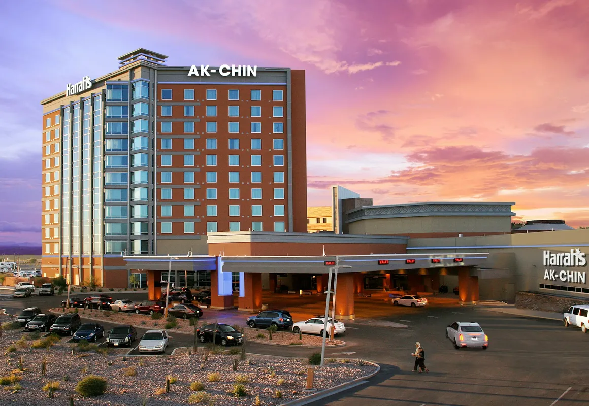 Harrah's Ak-Chin – A Caesars Rewards Destination hotel hero