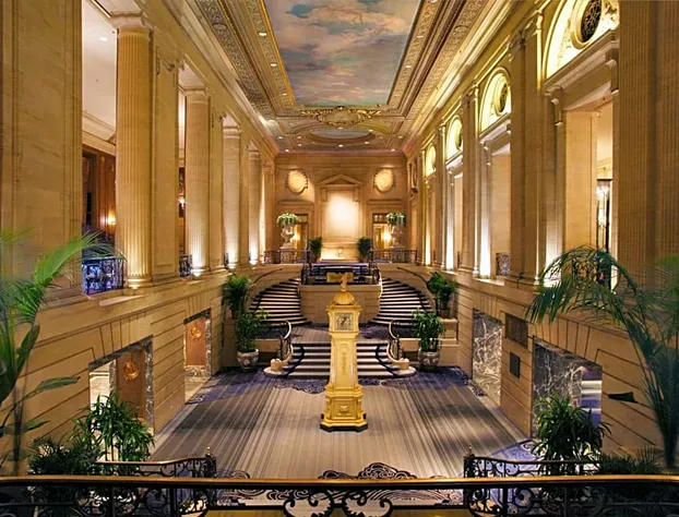 Hilton Chicago hotel detail image 4