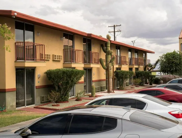 California Inn hotel detail image 2