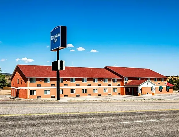 Rodeway Inn & Suites hotel detail image 2