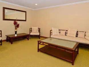 Best Western Plus Newport Mesa Inn hotel detail image 3