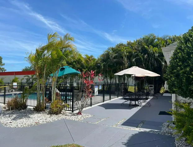 Quality Inn Palm Bay - Melbourne I-95 hotel detail image 2