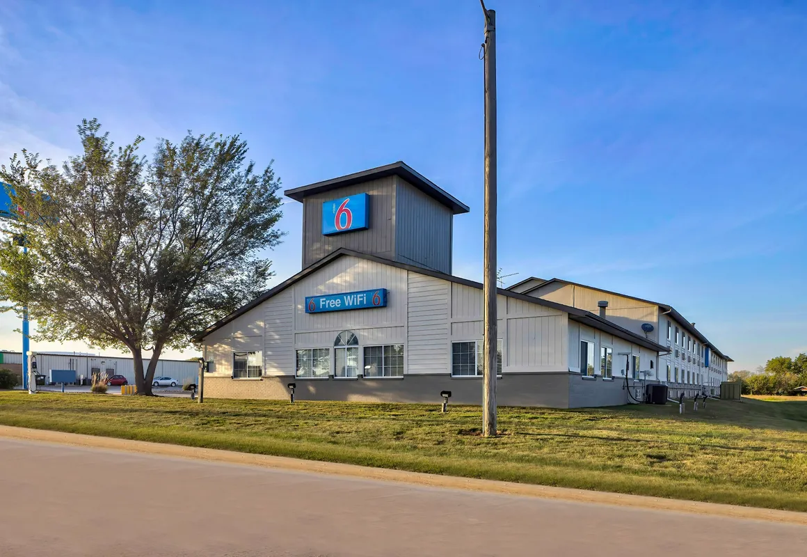 Motel 6 Stuart, IA hotel hero