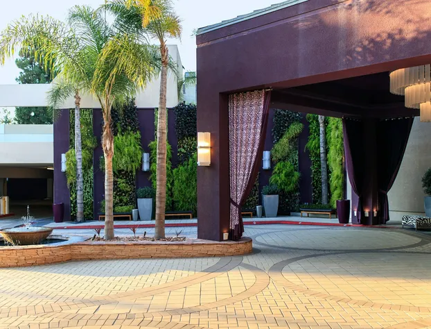 Avenue of the Arts Costa Mesa, a Tribute Portfolio Hotel hotel detail image 2