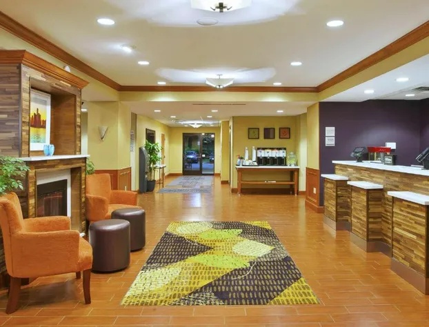 Hampton Inn Commerce Novi hotel detail image 1