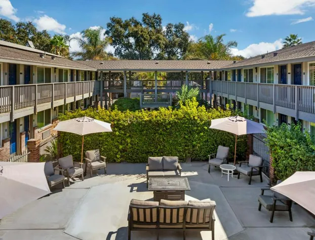 Best Western Shadow Inn hotel detail image 1