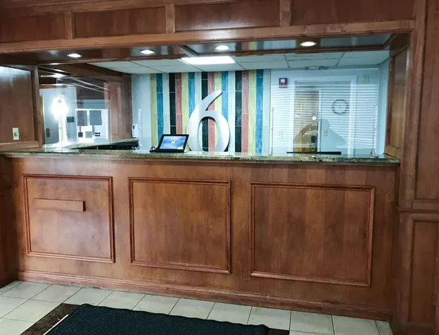 Studio 6 Suites Tupelo, MS - North hotel detail image 3