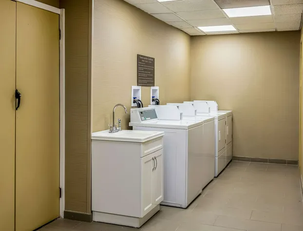 Comfort Inn Medford - Long Island hotel detail image 4