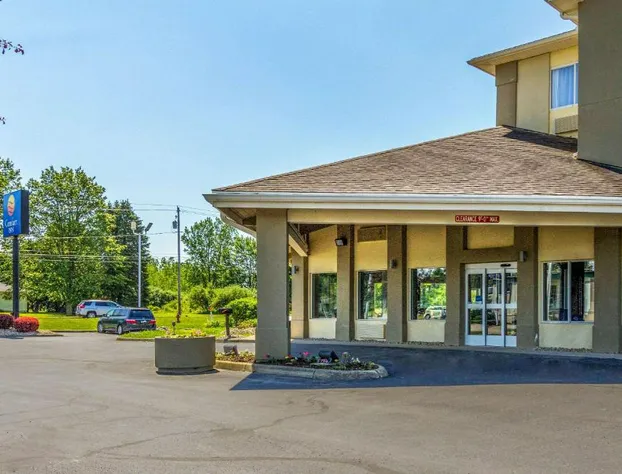 Comfort Inn Norwalk - Sandusky hotel detail image 1