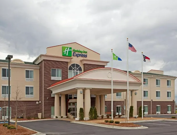 Holiday Inn Express Pembroke by IHG hotel detail image 1