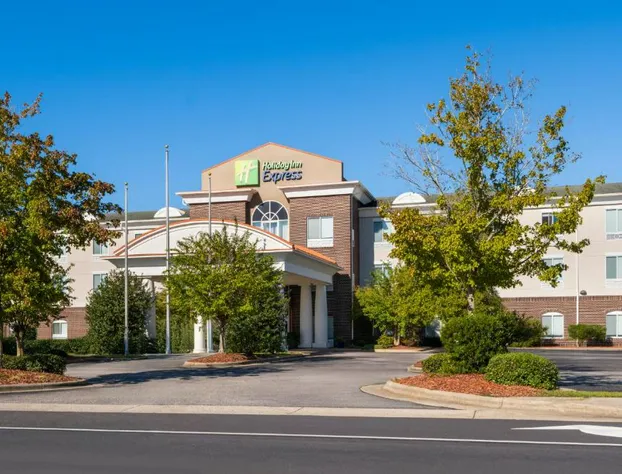 Holiday Inn Express Pembroke by IHG hotel detail image 2