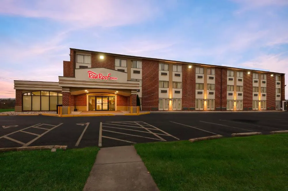 Red Roof Inn Martinsburg hotel hero