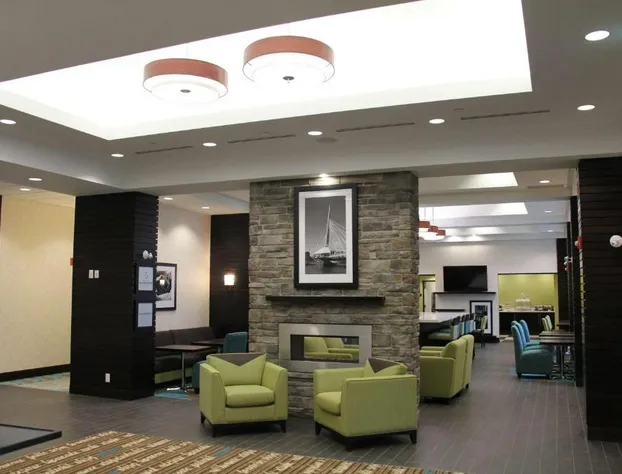 Hampton Inn by Hilton Winnipeg Airport/Polo Park hotel detail image 3